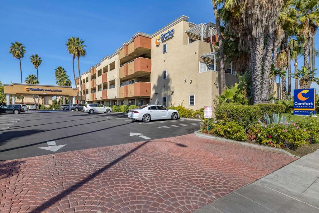comfort inn and suites huntington beach