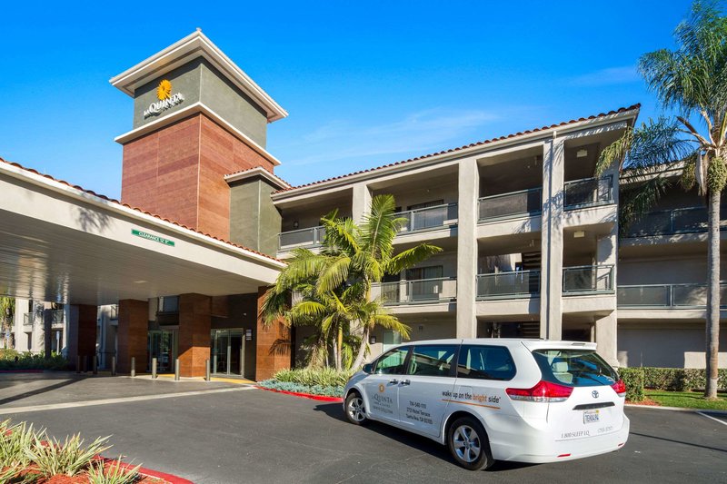 La Quinta Inn & Suites By Wyndham Orange County Airport,Santa Ana>>Los Angeles,3 star