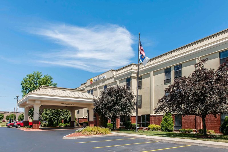 Comfort Inn Blue Ash North,Cincinnati>>Blue Ash,2.5 star