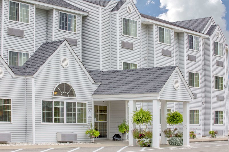 Microtel Inn & Suites By Wyndham Gassaway/Sutton,Burnsville>>Braxton County,2 star