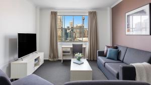 oaks sydney goldsbrough suites