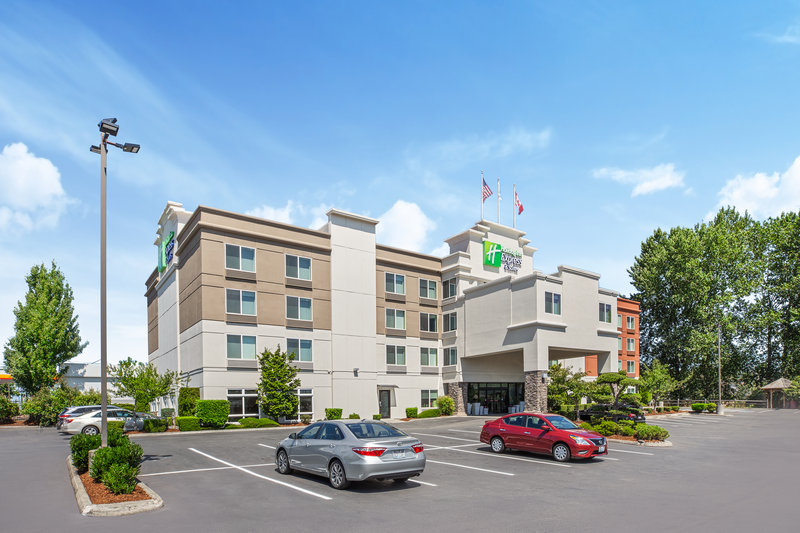 holiday inn express and suites tacoma by ihg