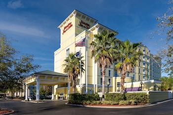 hampton inn and suites jacksonville deerwood park