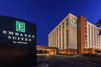 Embassy Suites By Hilton Dallas Market Center,Dallas County>>Dallas,4 star