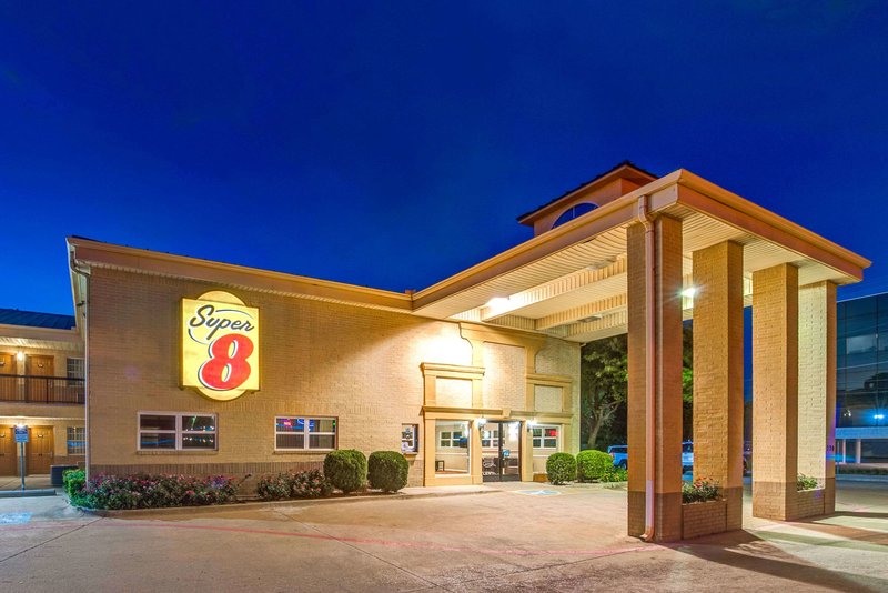 Super 8 By Wyndham Richardson Dallas,Richardson>>Dallas,2 star