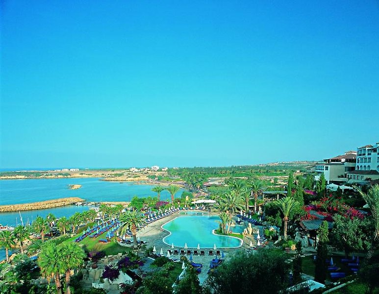 Coral Beach Hotel And Resort