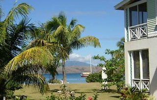 Oualie Beach Resort,Charlestown>>Basseterre,3 star