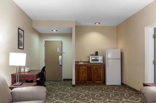 Quality Hotel & Suites,Gander>>Charlottetown,3 star