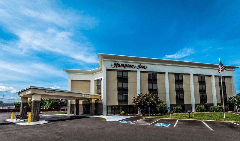 Hampton Inn St. Charles St. Peters,Conrad>>Alton,2.5 star