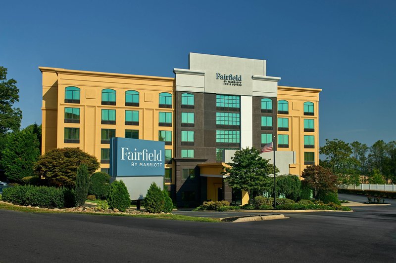 fairfield by marriott inn and suites asheville outlets