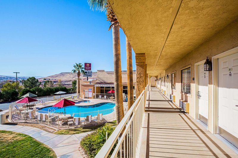 clarion suites st george convention center area