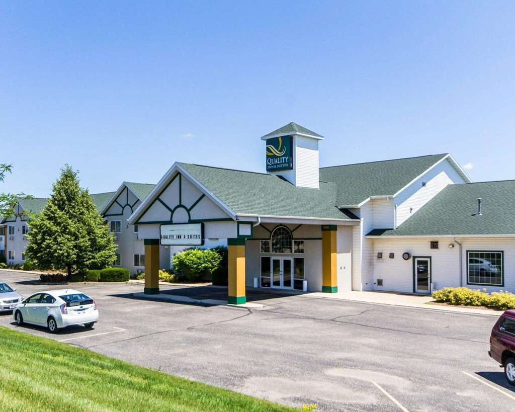 Quality Inn & Suites Stoughton - Madison South,Madison>>Dane,3 star