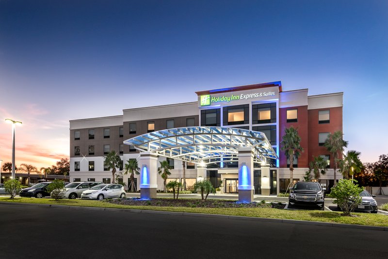 Holiday Inn Express & Suites Lakeland South, An Ihg Hotel