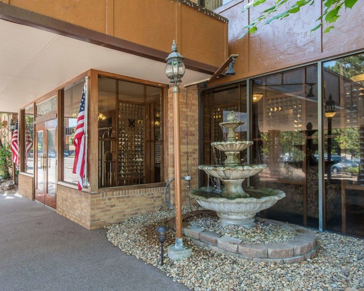 The Boulder Broker,Boulder County>>Boulder,4 star