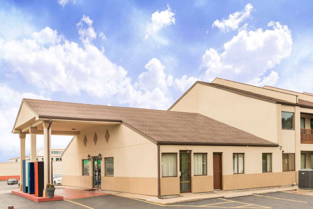 Days Inn By Wyndham Hannibal,Missouri>>Hannibal,2 star