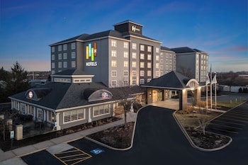 Even Hotel Chicago Tinley Park-Conv Ctr By Ihg,Near Hollywood Casino Amphitheatre,4 star