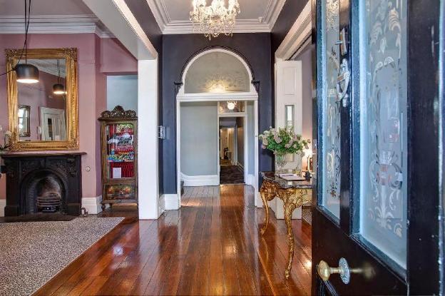 The Hughenden Boutique Hotel,Wallaroo>>Sydney,4 star