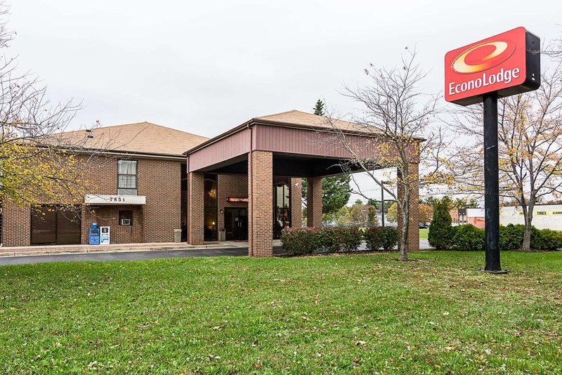 econo lodge andrews air force base