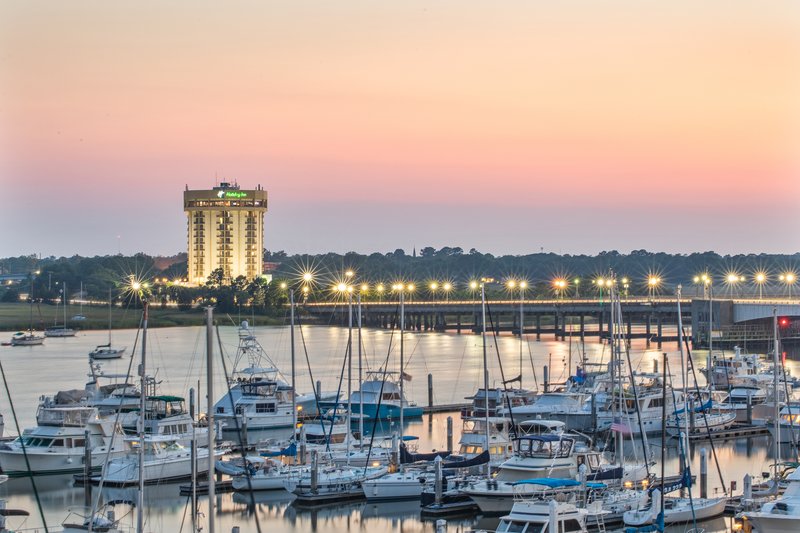 holiday inn charleston riverview by ihg