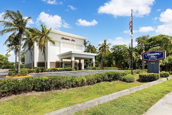 Hampton Inn Naples Central,Collier>>Bonita Springs,3 star