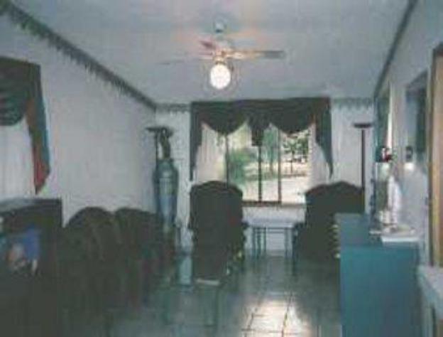 Knights Inn Sterling Heights,Macomb>>Detroit,1.5 star