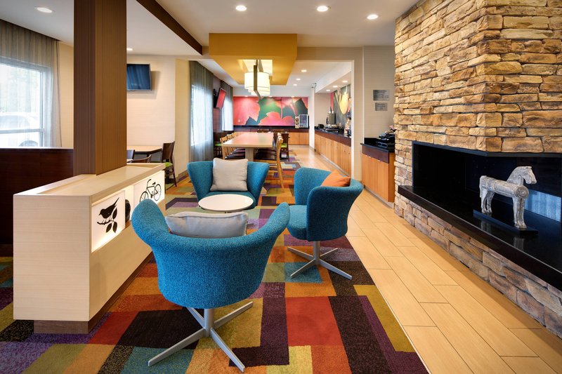 fairfield inn and suites by marriott indianapolis airport