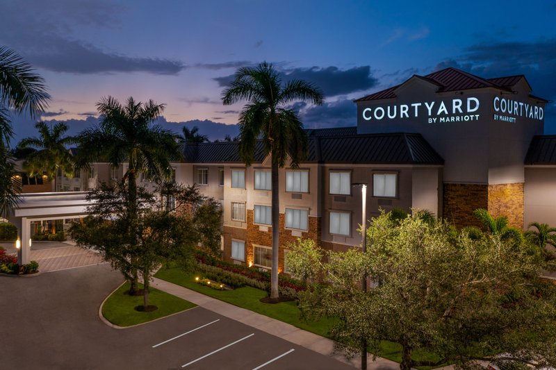 courtyard sarasota university park lakewood ranch