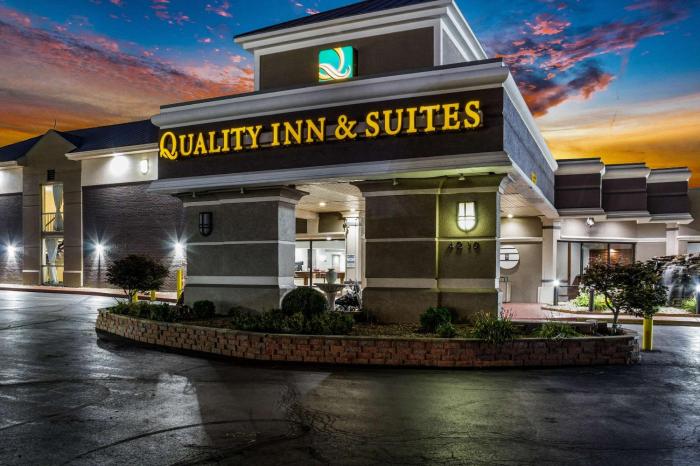 quality inn and suites kansas city independence i 70 east