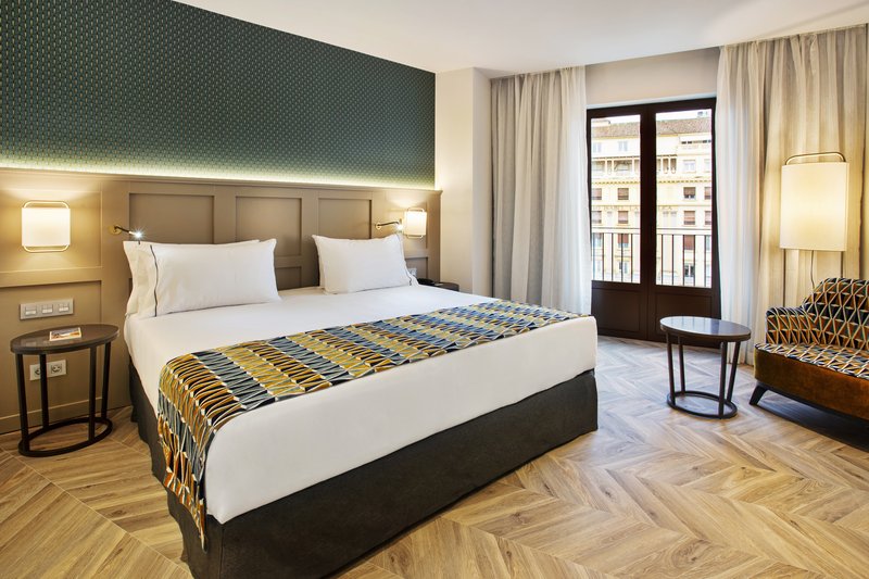 eurostars puerta real hotel