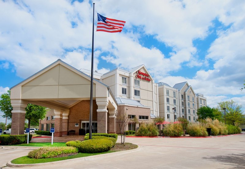 hampton inn and suites n ft worth alliance airport