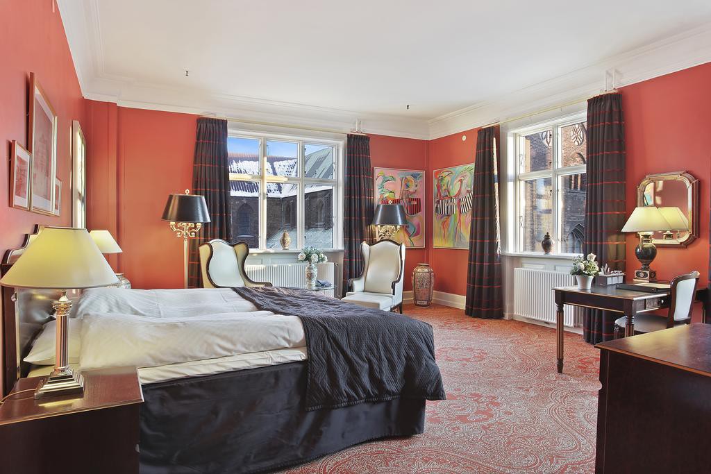 Hotel Royal,Aarhus C>>Aarhus,4 star