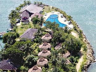 coral resort