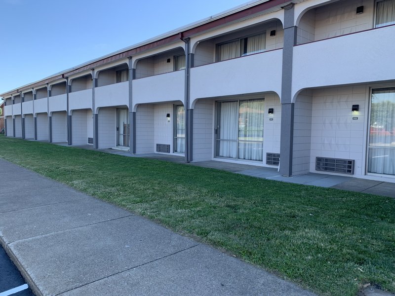 americas best value inn niagara falls