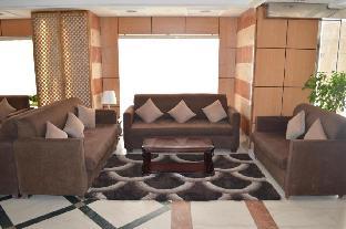 al andalus palace golden