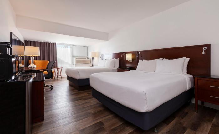 strata hotel