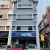 Gg Hotel Bandar Sunway,,2 star