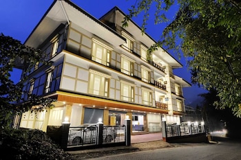 Yashshree Sikkim Blossom 600 Meters From Mg Marg,M G Marg Vicinity,4 star