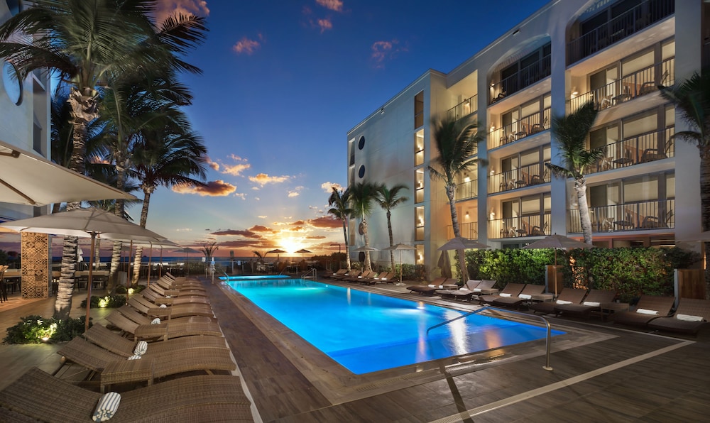Costa D'este Beach Resort And Spa