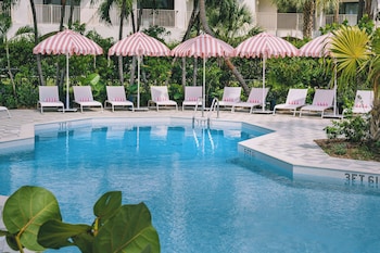 hampton by hilton grand cayman seven mile beach