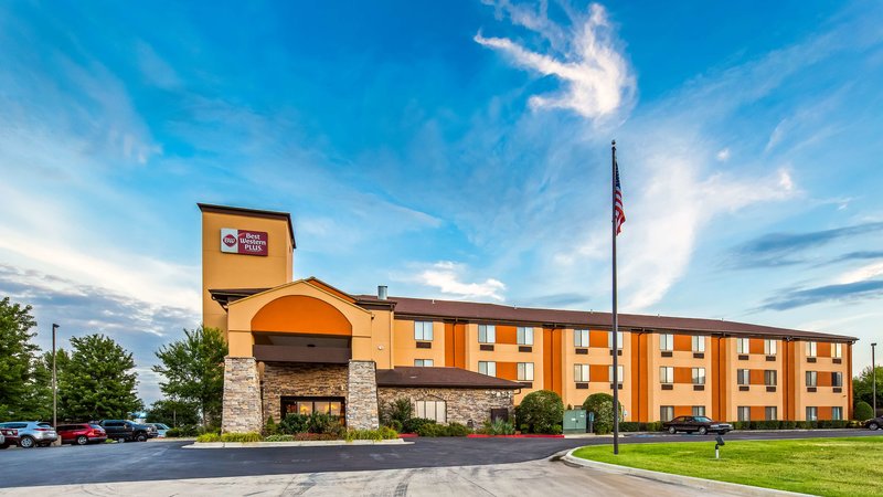Best Western Plus Woodland Hills Hotel & Suites,Tulsa>>Broken Arrow,3 star