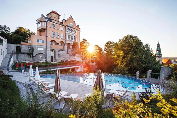 Schloss Moenchstein Hotel,Hallwang>>Attersee,5 star