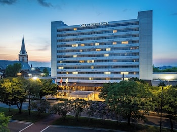 crowne plaza knoxville downtown university by ihg
