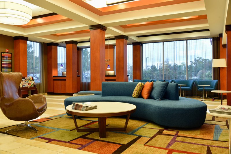 Fairfield Inn & Suites Hartford Airport,Hartford County>>Hartford,2.5 star