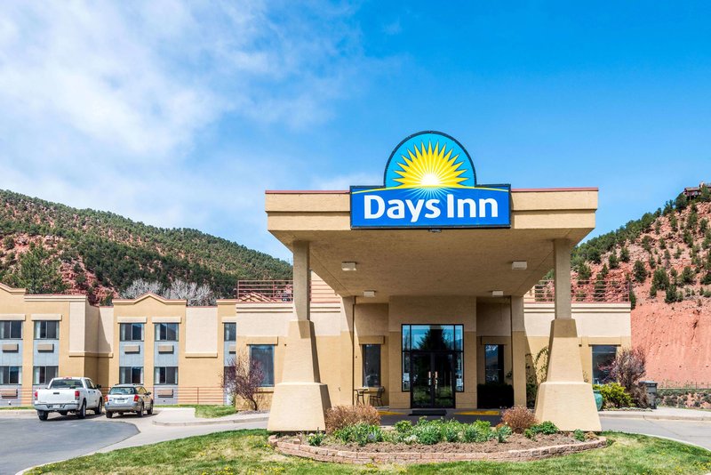 Days Inn By Wyndham Carbondale,Glenwood Springs>>Carbondale,2 star