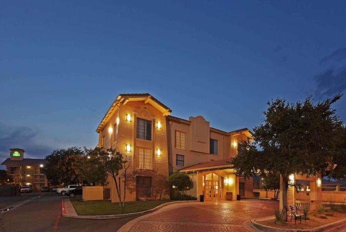 la quinta inn by wyndham amarillo west medical center