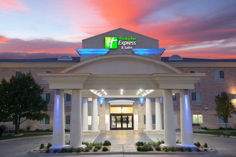holiday inn express and suites amarillo by ihg