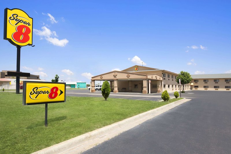 Super 8 By Wyndham Amarillo Central Tx,Potter County>>Amarillo,2 star