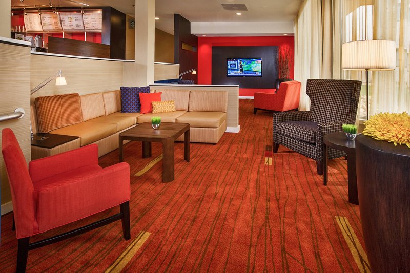Courtyard By Marriott Hampton,Newport News>>Hampton,3 star