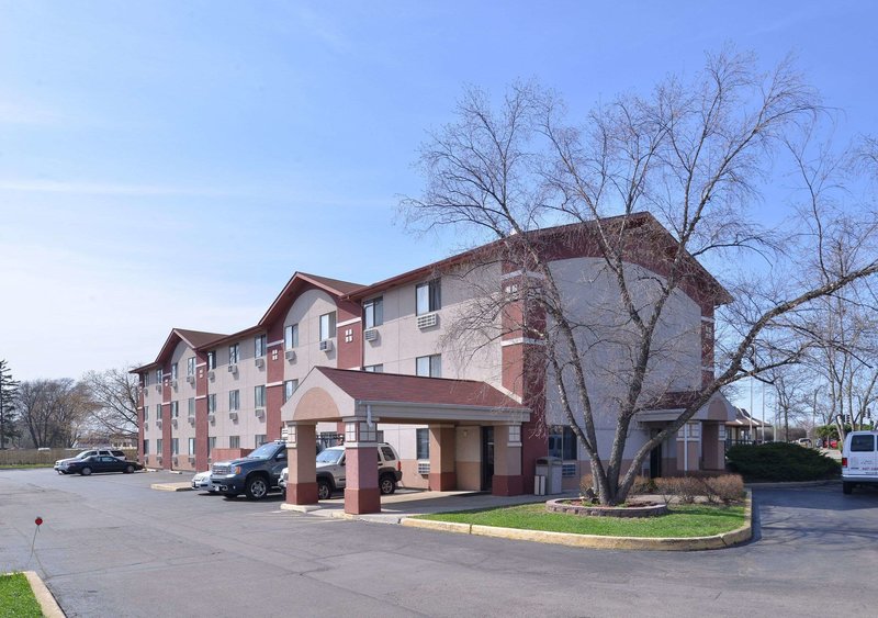 econo lodge waukegan