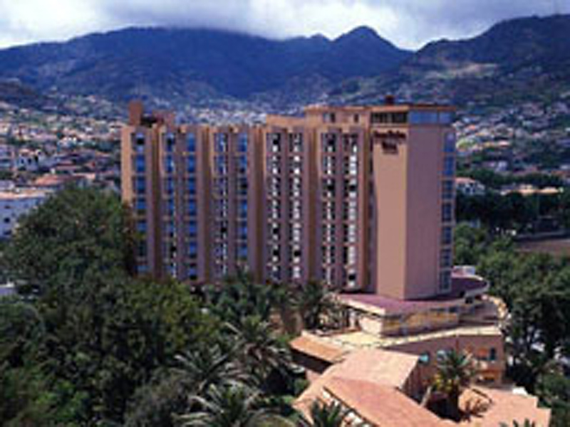 Dom Pedro Madeira,Machico>>Funchal,4 star